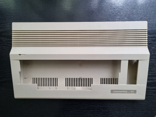 Zdjęcie oferty: Obudowa Commodore 64 C64C Made in GERMANY