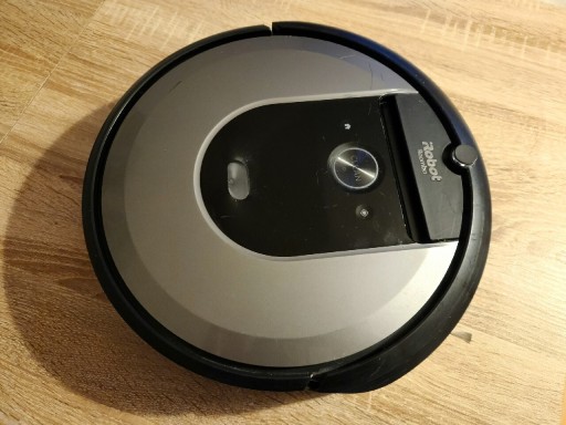 Zdjęcie oferty: Robot sprzątający odkurzacz iRobot Roomba i7