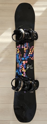 Zdjęcie oferty: BURTON damska deska snowboard z wiązaniami używana