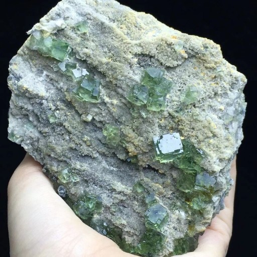 Zdjęcie oferty: Zielony sześcienny przeźroczysty fluoryt 