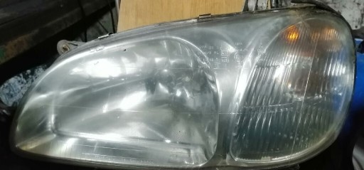 Zdjęcie oferty: Lampy do KIA Carnival 2000r.