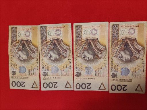 Zdjęcie oferty: Banknot 200 zł z 1994 roku. Seria AJ, AK, AL, AM