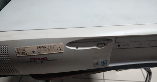 Zdjęcie oferty: Uszkodzony komputer Compaq AP400   PIII/600