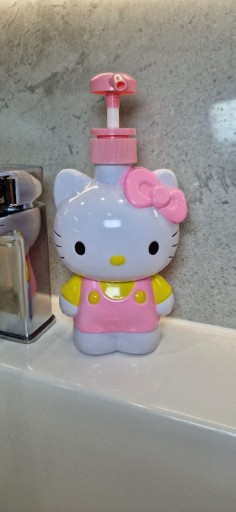 Zdjęcie oferty: Dozownik mydło żel 500ml hello kitty szybka wysyłk