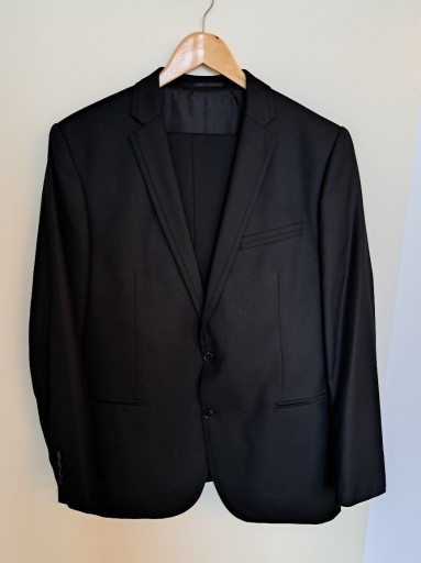Zdjęcie oferty: garnitur czarny, męski