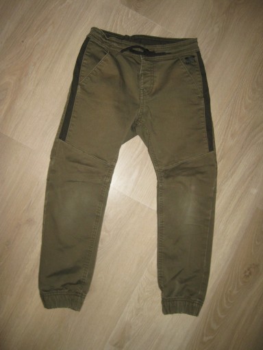 Zdjęcie oferty: KappAhl spodnie baggy rozmiar 122 cm 6-7 lat