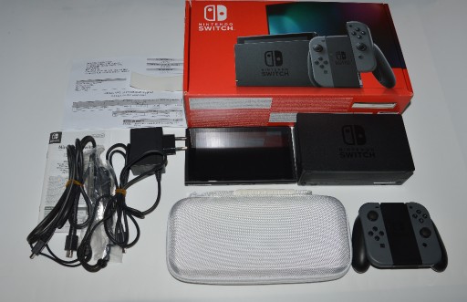 Zdjęcie oferty: Nintendo Switch HAC-001(V2) szara Gwarancja + gry