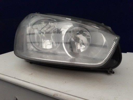 Zdjęcie oferty: Lampa przednia prawa Ford c-max lift od 06-10 EU