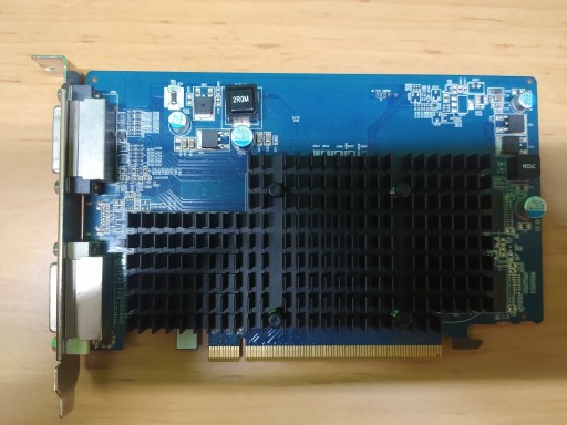 Zdjęcie oferty: AMD Radeon HD 6450 ATI 1GB DDR3 Silent