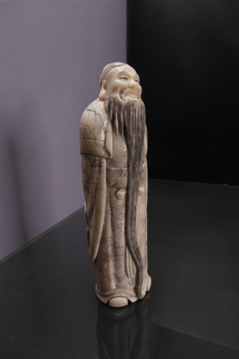 Zdjęcie oferty: Wyjątkowe okimono - Mędrzec z długą brodą i wachlarzem - Japonia XIX w.