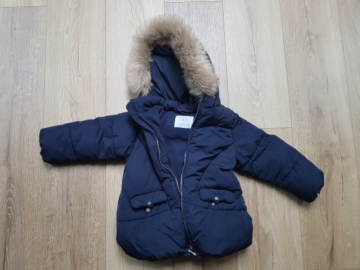 Zdjęcie oferty: Ciepła kurteczka Zara Baby rozmiar 110