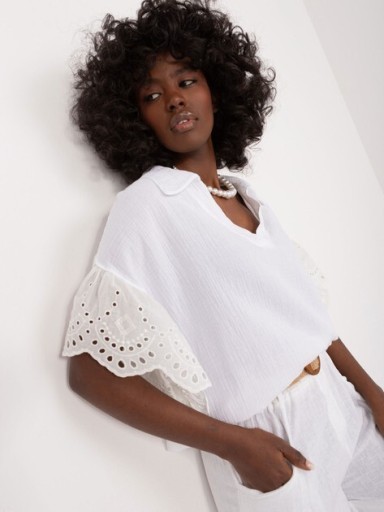 Zdjęcie oferty: Bluzka damska z muślinu nowość biel  uniwersalny 
