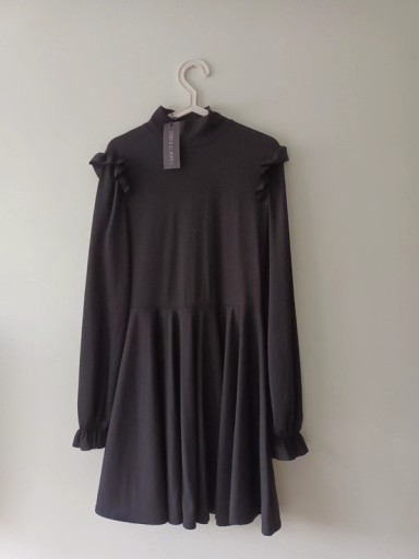 Zdjęcie oferty: Czarna sukienka I saw it first rozmiar 38 -40