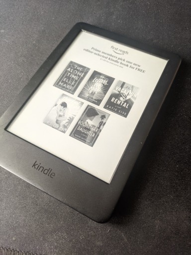 Zdjęcie oferty: Kindle 10 generacji 6 GB + Etui