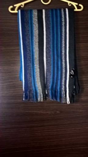 Zdjęcie oferty: Szalik młodzieżowy Passigatti- 185 cm x 33 cm