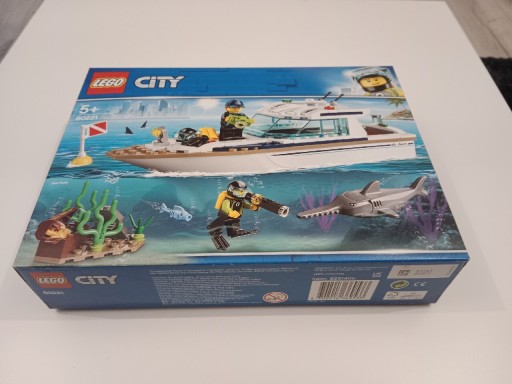 Zdjęcie oferty: Lego 60221 Jacht