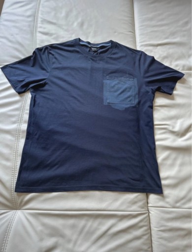 Zdjęcie oferty: T-shirt koszulka Hugo Boss rozm L 2021 stan idealny