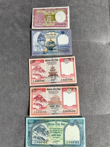 Zdjęcie oferty: Nepal set 1re 1960, 1re 1974, 5 rupees 2015, 5 rup