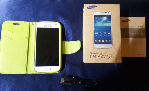 Zdjęcie oferty: Samsung Galaxy S4 Mini + microSD 4GB + etui+kabel 