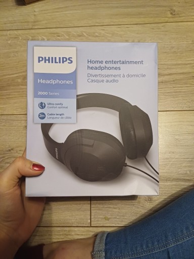 Zdjęcie oferty: Słuchawki nauszne Philips 2000 Series