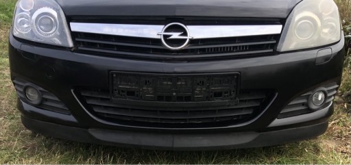 Zdjęcie oferty: zderzak Opel Astra h Gtc czarny z20r przód spryski pod xenon