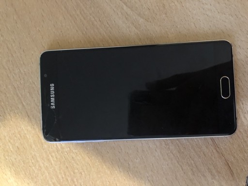 Zdjęcie oferty: Samsung a5 uszkodzony
