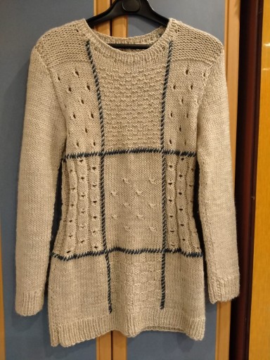 Zdjęcie oferty: Sweter wełniany ręcznie robiony rozmiar S Handmade