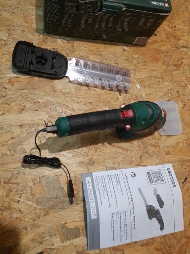 Zdjęcie oferty: Akumulatorowe nożyce do trawy i żywopłotu PGSA 4 A