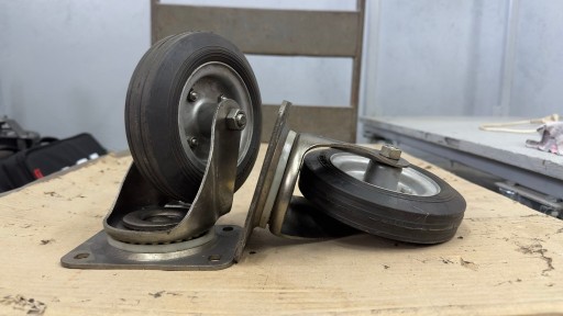 Zdjęcie oferty: Kółka przemysłowe obrotowe - 2 sztuki