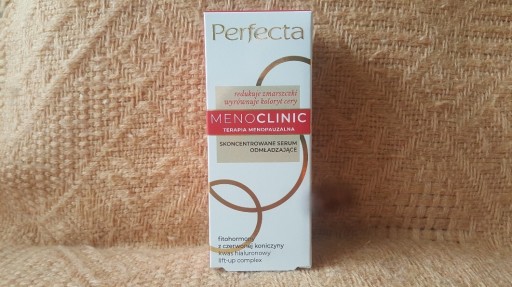 Zdjęcie oferty: Perfecta Menoclinic serum odmładzające 30 ml