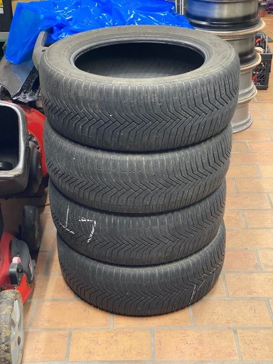 Zdjęcie oferty: Opony Michelin CrossClimate SUV 225/55R18 2018 4mm