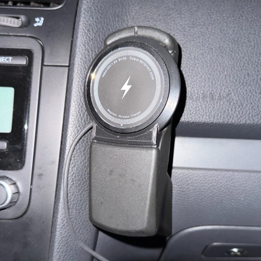 Zdjęcie oferty: Adapter z ładowarką MagSafe iPhone do uchwytu VW