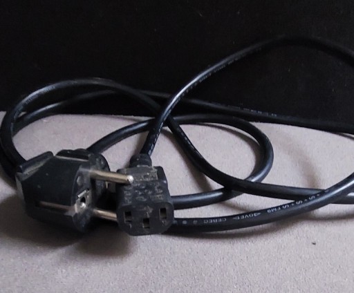 Zdjęcie oferty: Kabel zasilający PC 1.5m