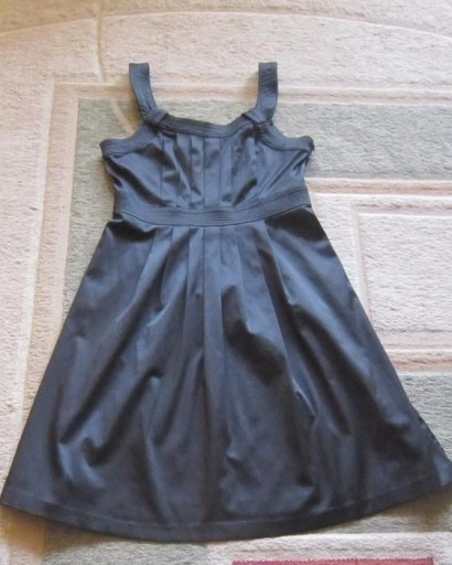 Zdjęcie oferty: sukienka M 152, 158, CARRY