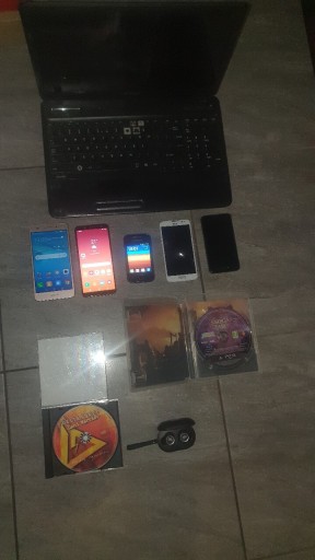 Zdjęcie oferty: Zestaw Samsung Galaxy A6 Young Huawei y6II Słuchawki bp Jbl laptop Toshiba