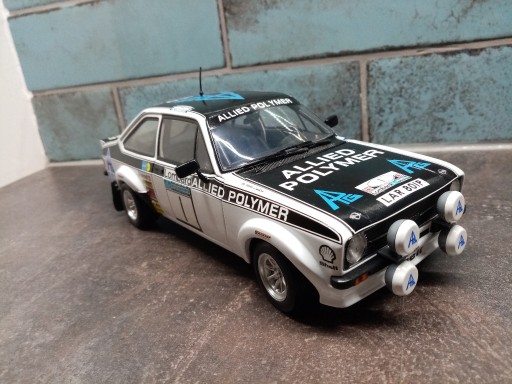 Zdjęcie oferty: Ford Escort 1975 London Rally, 1:18