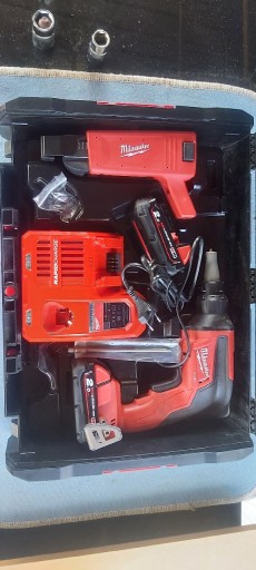 Zdjęcie oferty: Wkrętarka do k-g Milwaukee M18 FSGC-202X