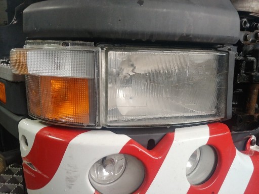 Zdjęcie oferty: Lampa przednia LEWA/PRAWA Scania R 2009r