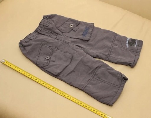 Zdjęcie oferty: Spodnie chłopięce bojówki rozmiar 80