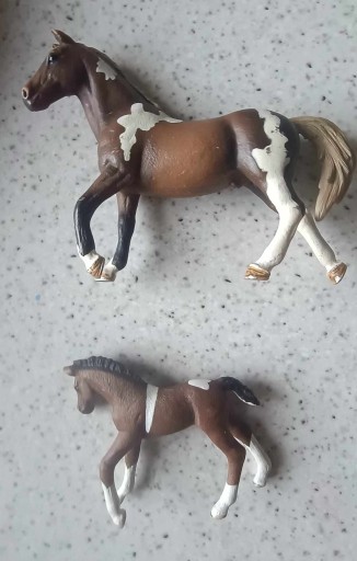 Zdjęcie oferty: koniki Schleich 