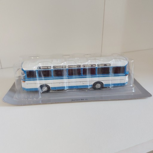 Zdjęcie oferty: Metalowy model KAROSA SD 11 Autobus PRL