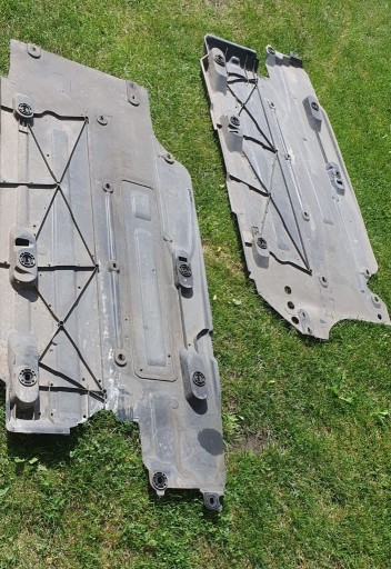 Zdjęcie oferty: Peugeot 3008 II 5008 II 9827725580 osłona podwozia płyta 9832617680