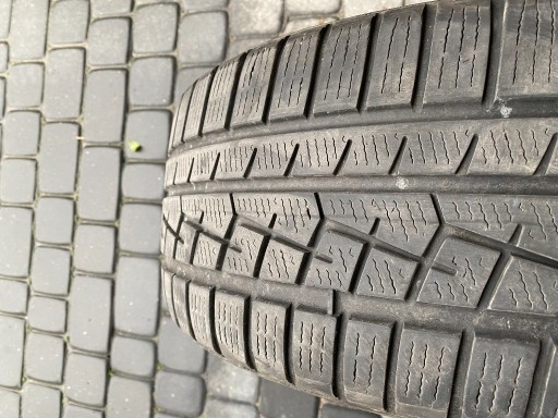 Zdjęcie oferty: YOKOHAMA Wdrive 215/45/17 bieznik 5mm zimowa