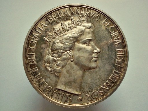 Zdjęcie oferty: ELŻBIETA II, koronacja 1953 r. srebro 