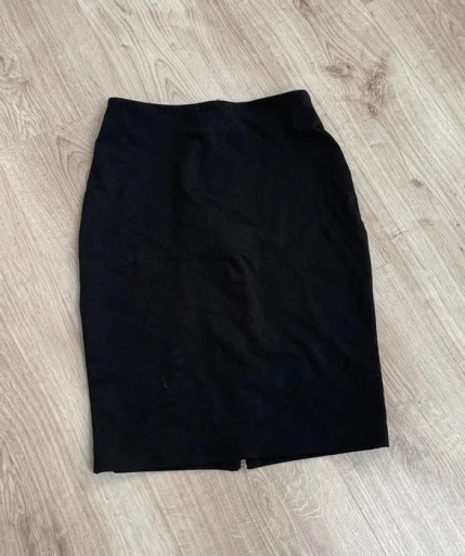 Zdjęcie oferty: Czarna rozpinana spódnica mini S