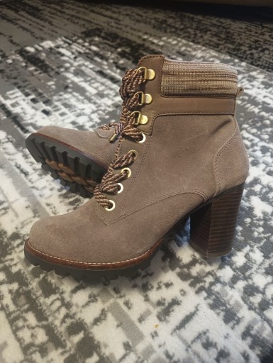 Zdjęcie oferty: Botki Tommy Hilfinger 38