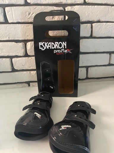 Zdjęcie oferty: Eskadron Pro Flex Sport ochraniacze przód M jak NO