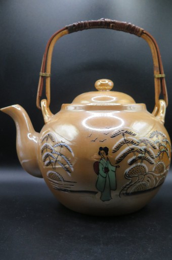 Zdjęcie oferty: Japoński porcelanowy dzbanek imbryk do herbaty 