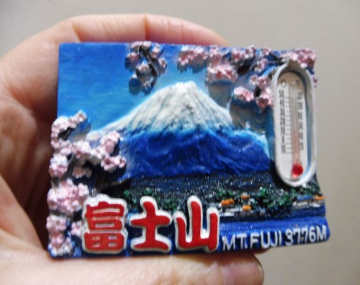 Zdjęcie oferty: Zagraniczny magnes na lodówkę Japonia Fuji