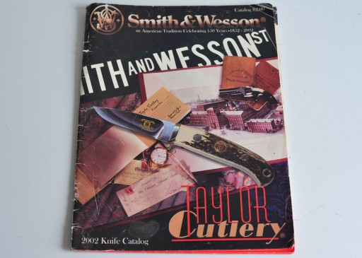 Zdjęcie oferty: Katalog scyzoryków Smith & Wesson z 2002 roku